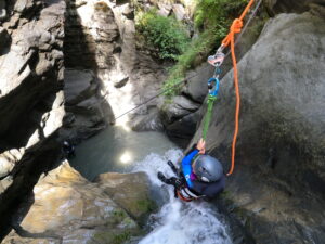 Canyoning Valais Enfant Canyon Initiation