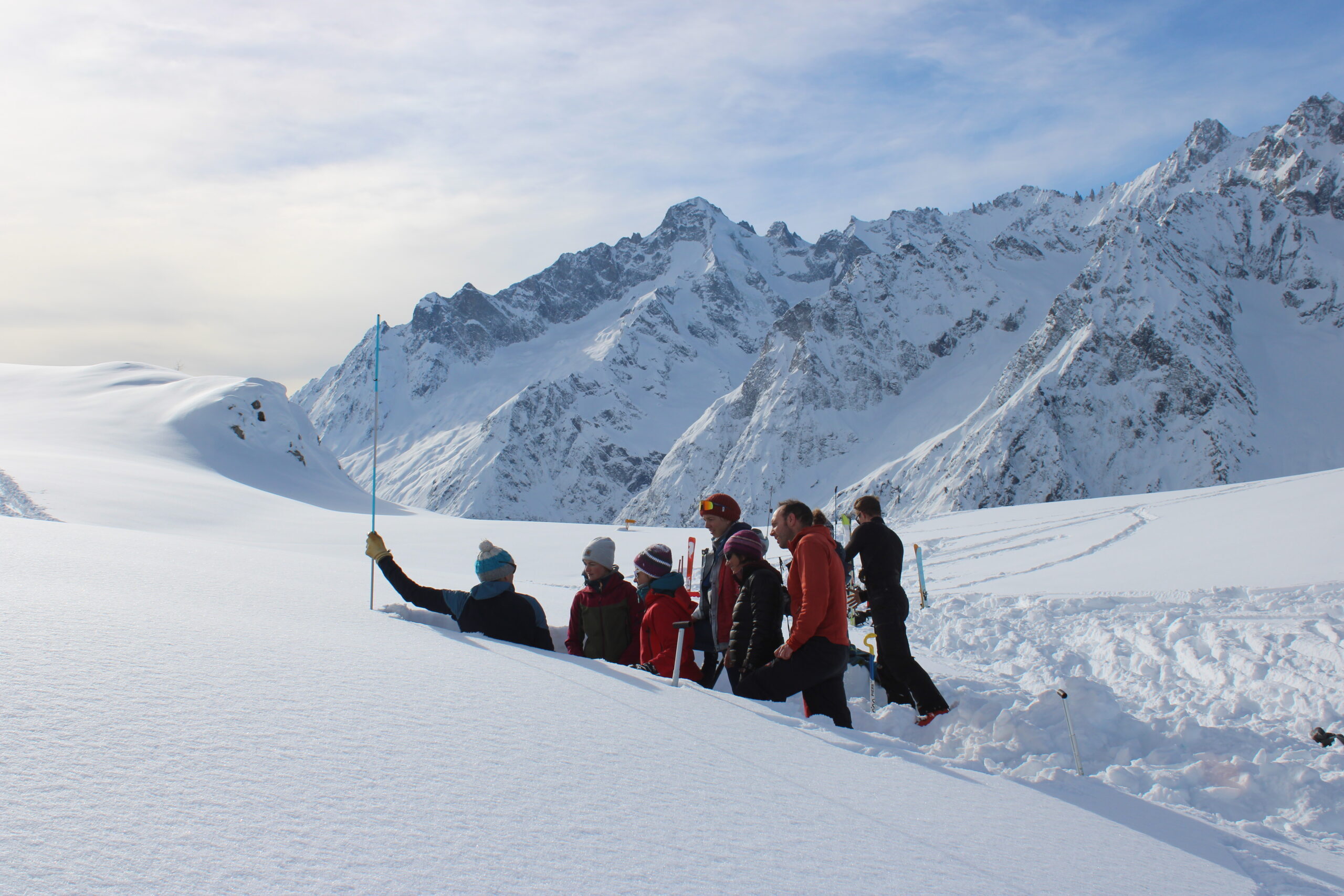 Formation avalanche cours avalanche guide de montagne valais verbier Formation avalanche cours avalanche guide de montagne valais verbier