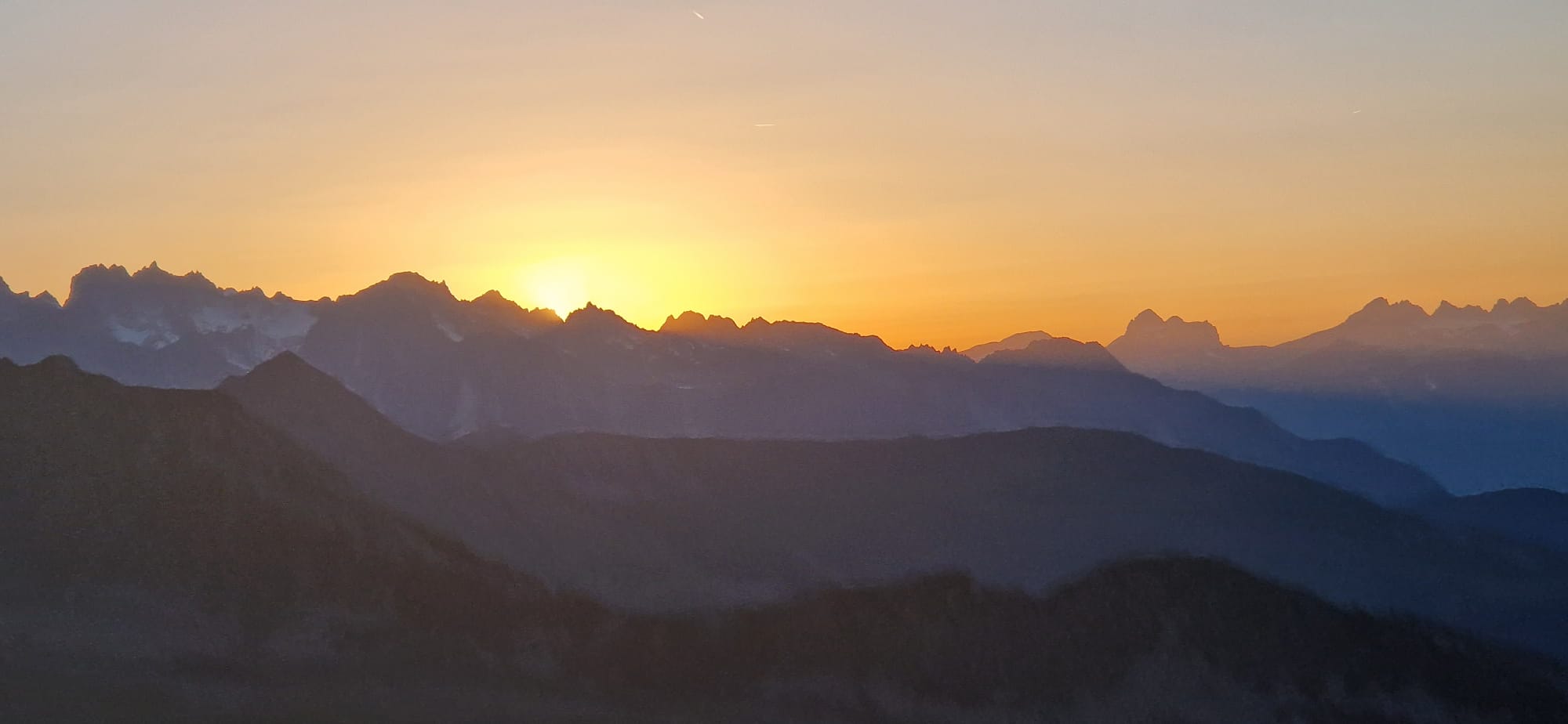 Coucher de soleil depuis la cabane du Vélan